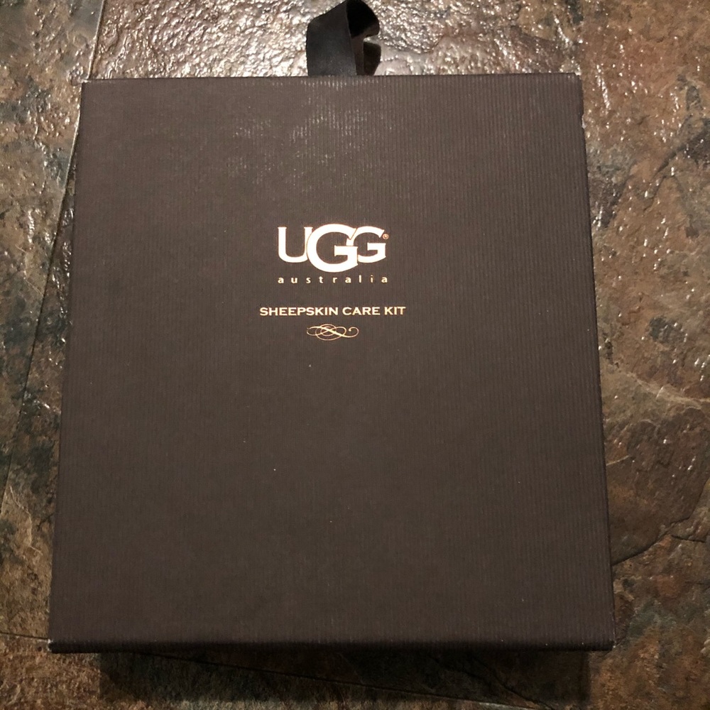 UGG cleaning kit